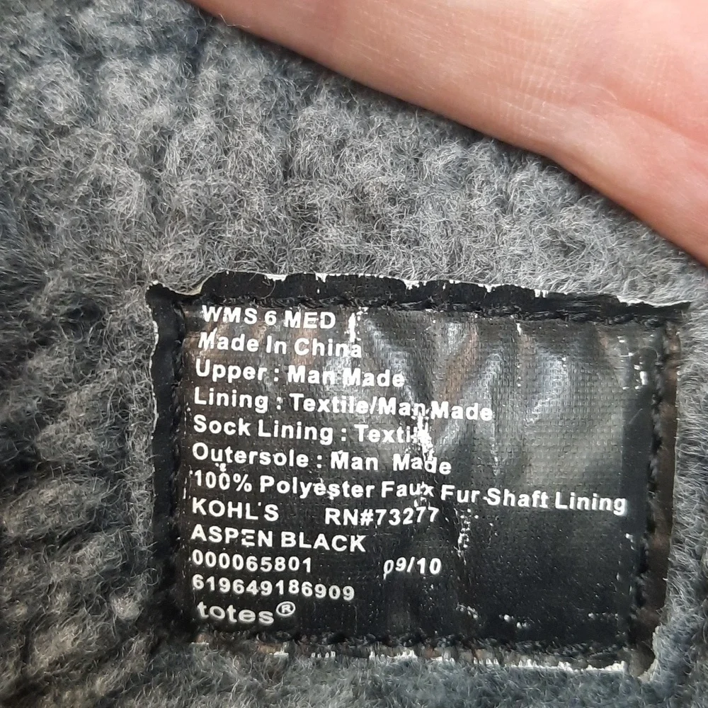 Totes Black Snow Boots Size 6 - Picture 5 of 5